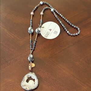 Debbie Clemens Agate Necklace 19”